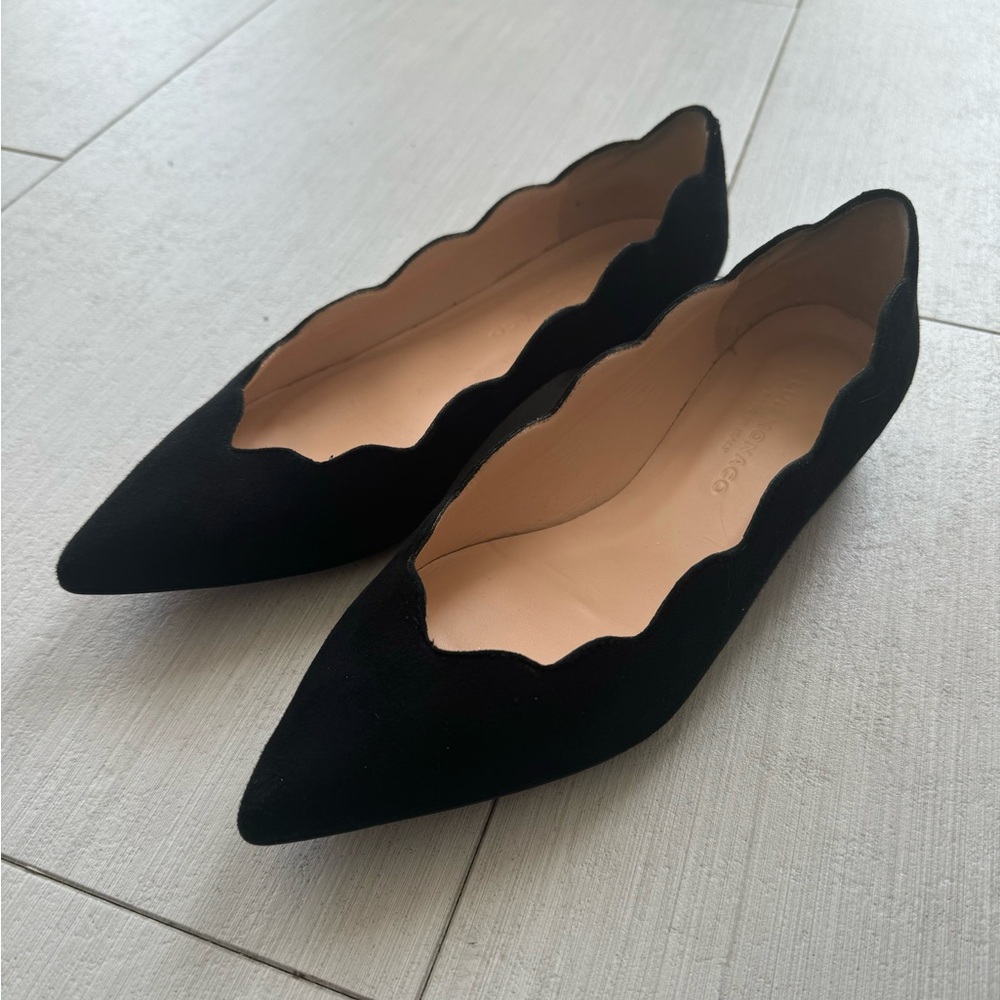 CLUB MONACO Black Pointed Toe Scalloped Flats